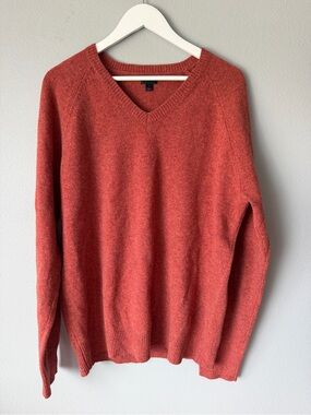 J Crew red 100% lambswool long sleeve v-neck sweater Men’s sz L Tall